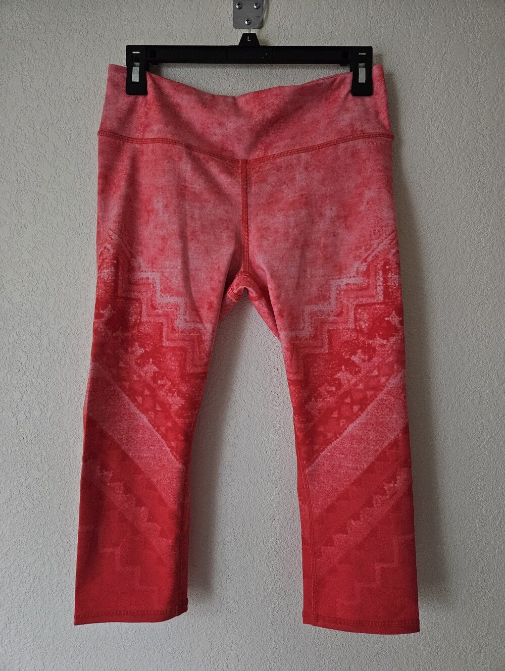 Alo Airbrush Capri Leggings Size Medium